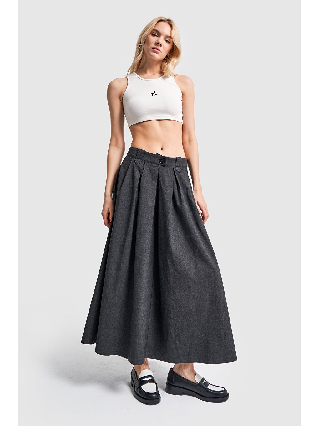 Kadın Antrasit Renk Önü Pileli A Form Verevli Maxi Boy Kumaş Etek