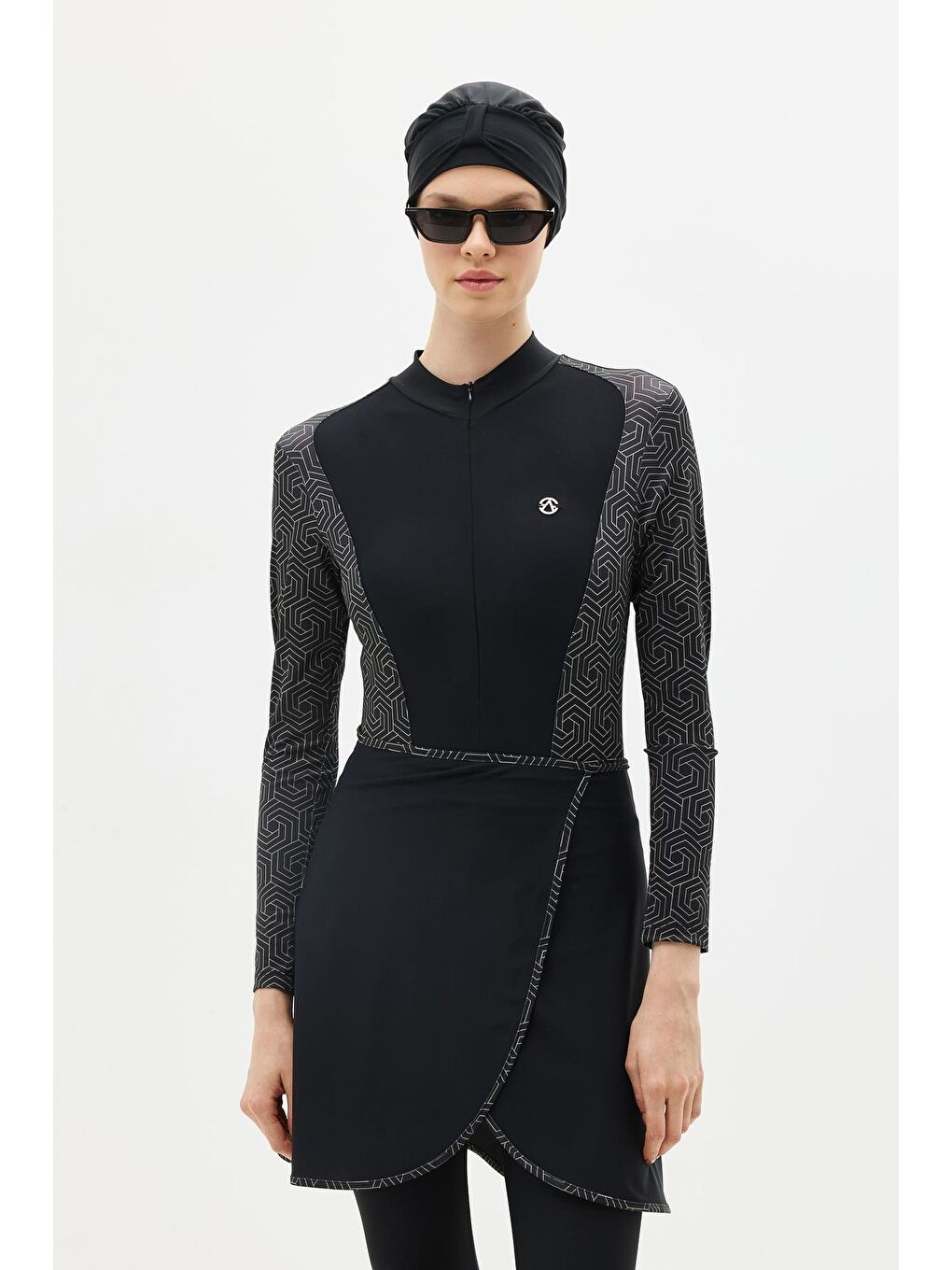 Gri Etekli Taytlı Tam Kapalı Tesettür Mayo C13059 Siyah/Gümüş-4