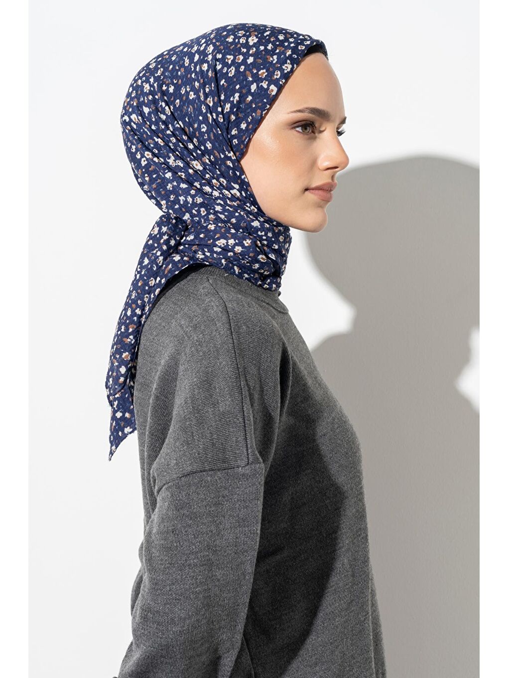 İndigo Kadın Tesettür Kırışmaz Bürümcük Eşarp-3