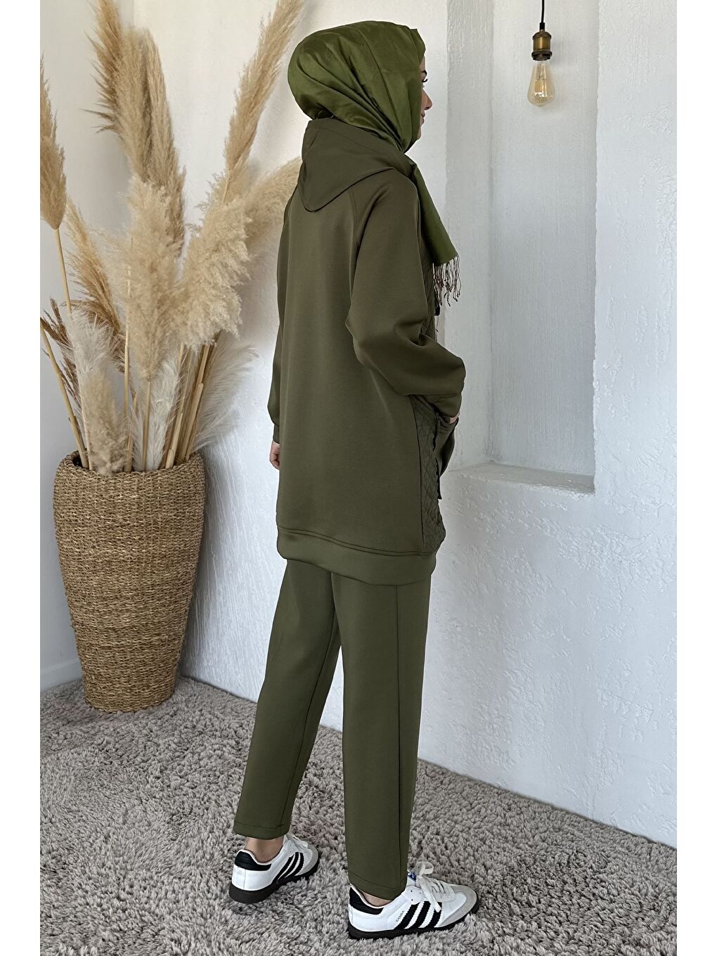 Haki Kapitoneli Broş Detaylı Kapüşonlu Tesettür Tunik Bel Lastikli Pantolon İkili Takım-7