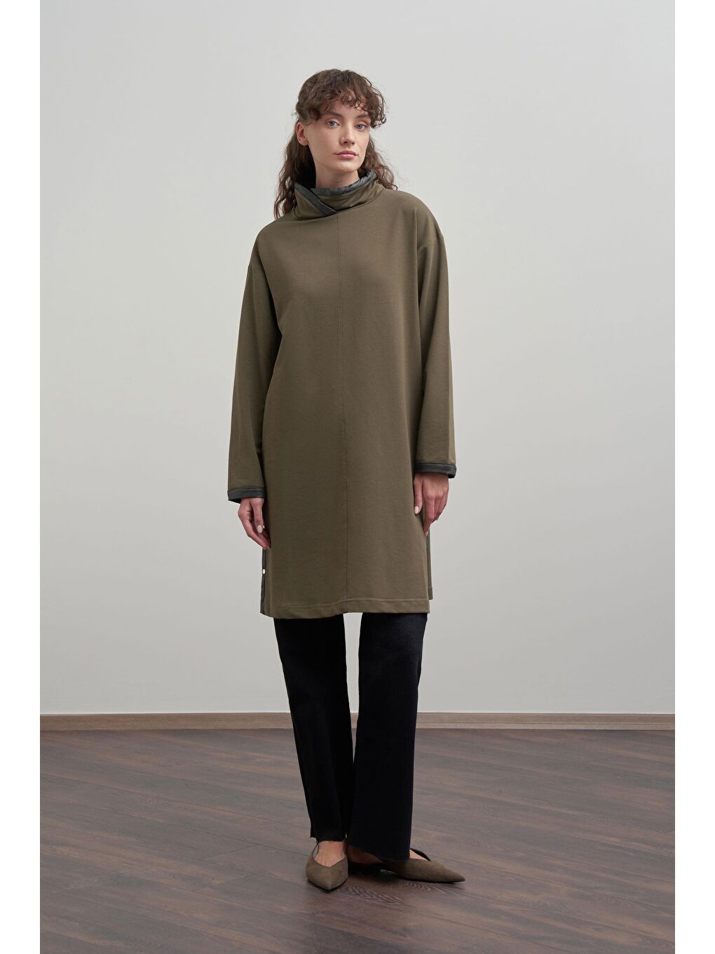 Haki-Deri Biyeli Pamuklu Uzun Tunik-1