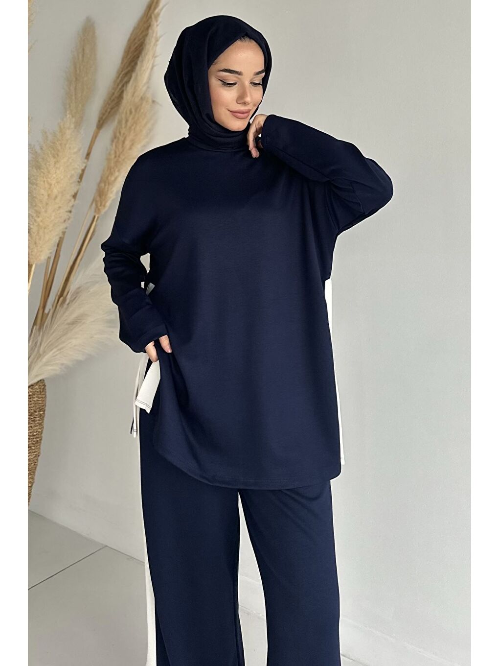 Lacivert Şerit Desenli Tunik Bel Lastikli Pantolon Tesettür İkili Takım-3