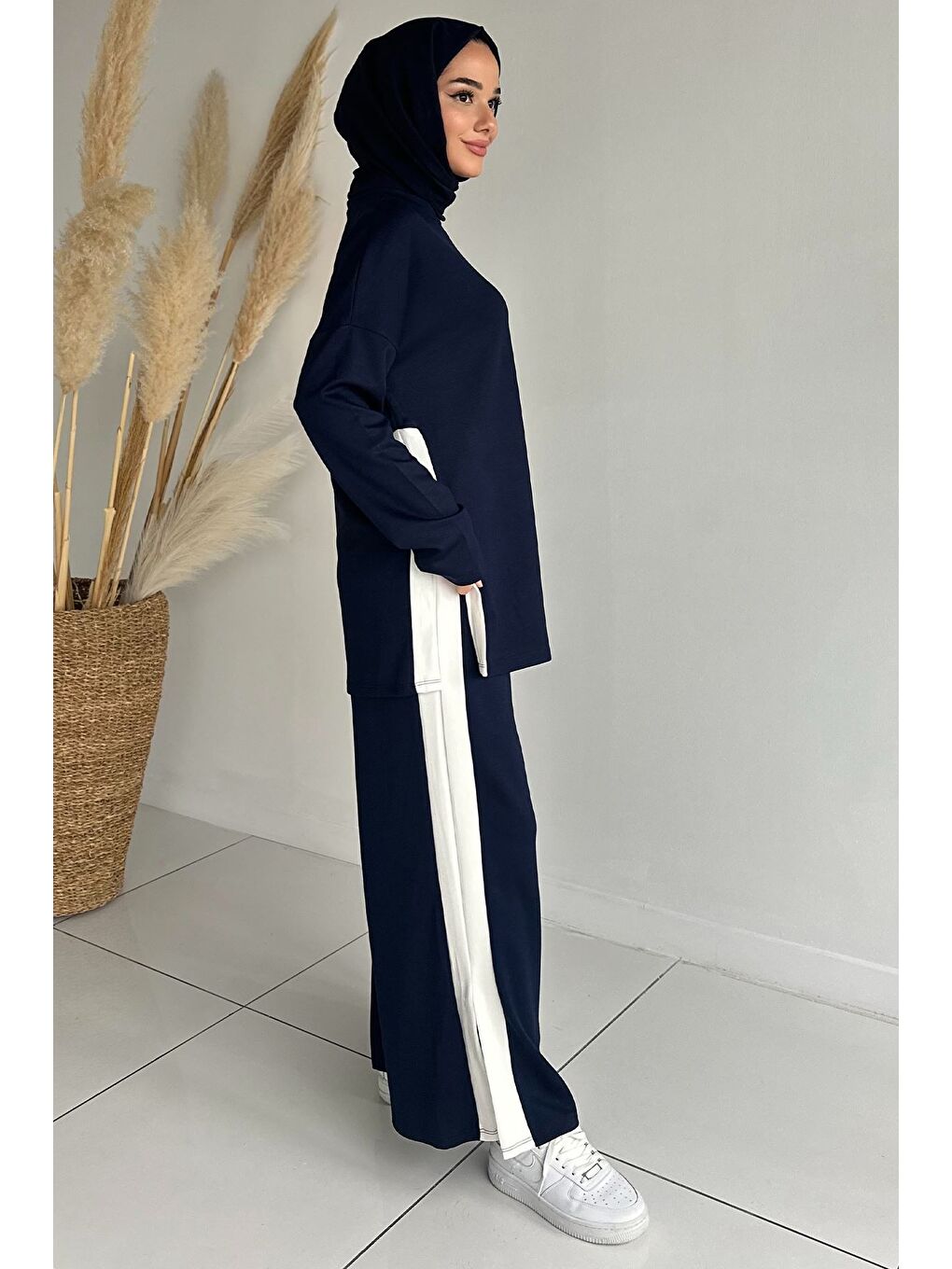 Lacivert Şerit Desenli Tunik Bel Lastikli Pantolon Tesettür İkili Takım-5