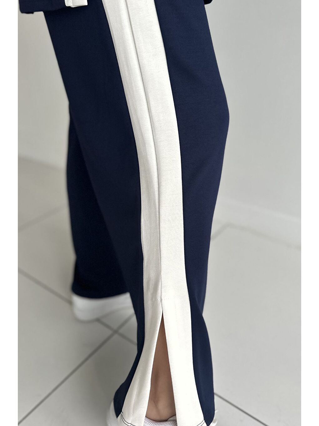 Lacivert Şerit Desenli Tunik Bel Lastikli Pantolon Tesettür İkili Takım-6