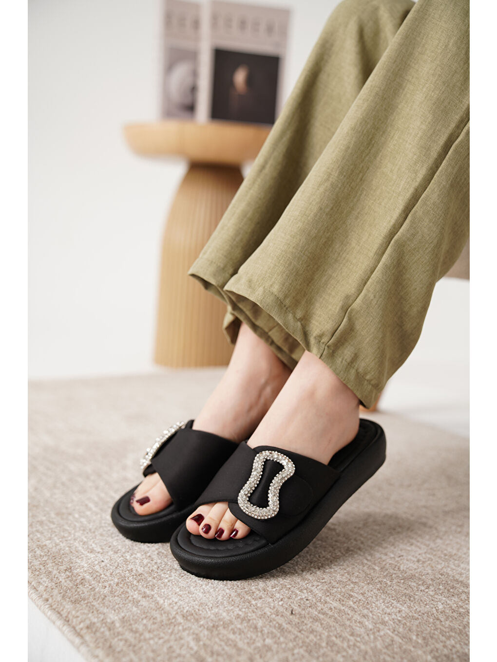 Siyah D0343 Günlük Ortopedik Konforlu Terlik-2