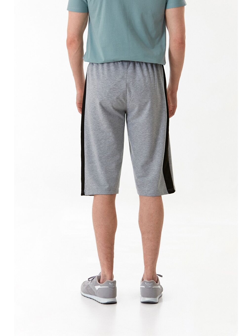 Gri 98 Baskılı Cebi Fermuarlı Kapri-3