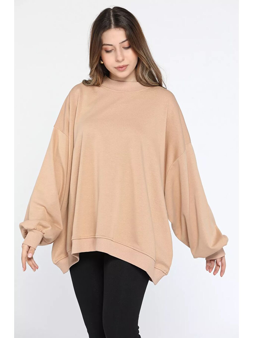 GÜLSELİ Ekru Kadın Oversize Balon Kol Sweatshirt