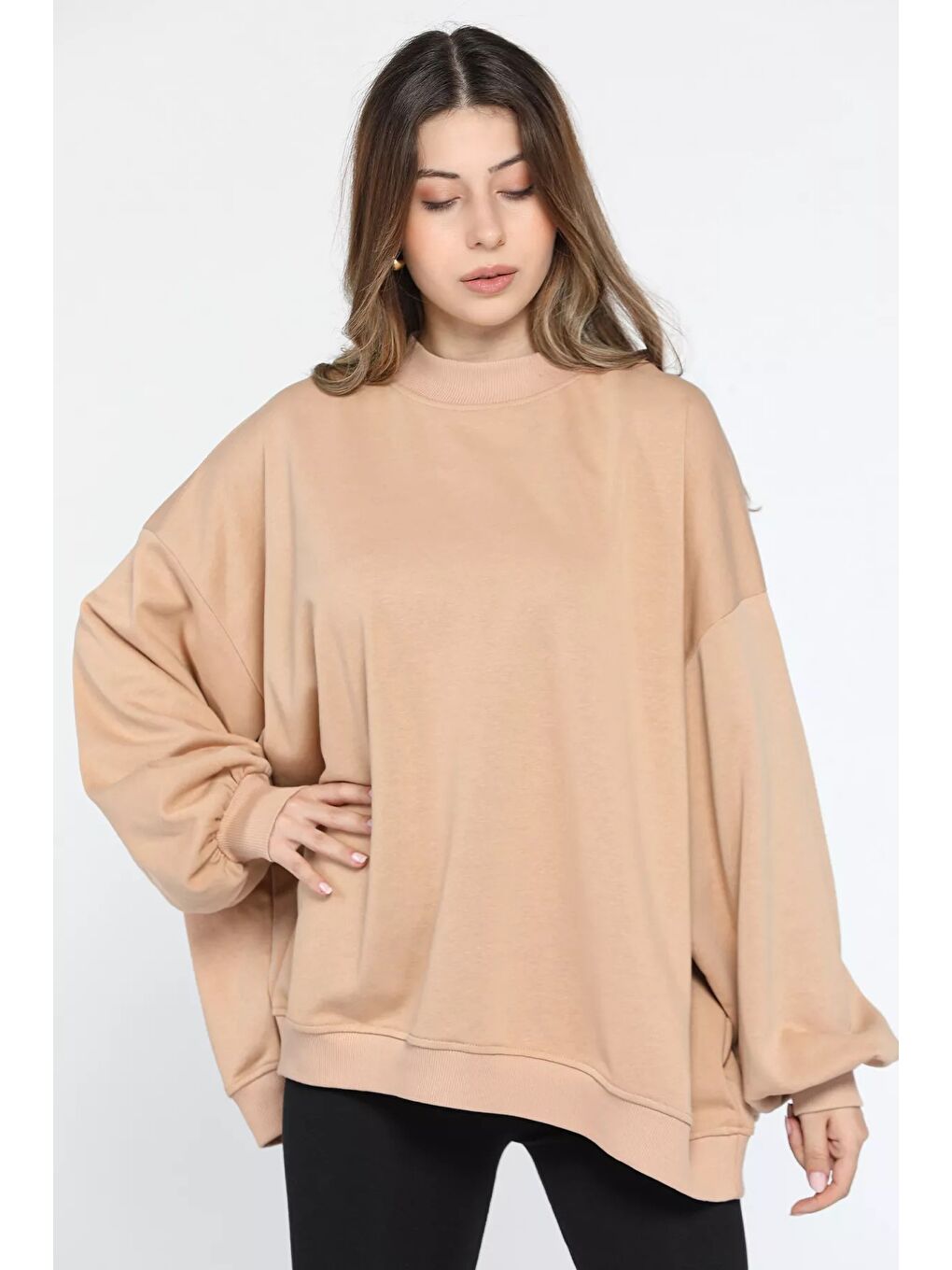 GÜLSELİ Ekru Kadın Oversize Balon Kol Sweatshirt - 1