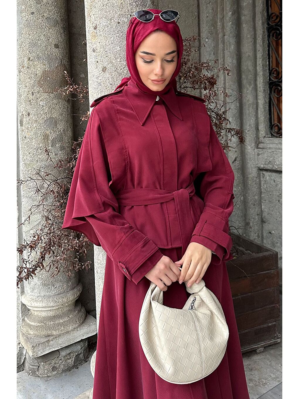 Bordo Pelerinli Ve Kemerli Ceket Etek Tesettür İkili Takım-8