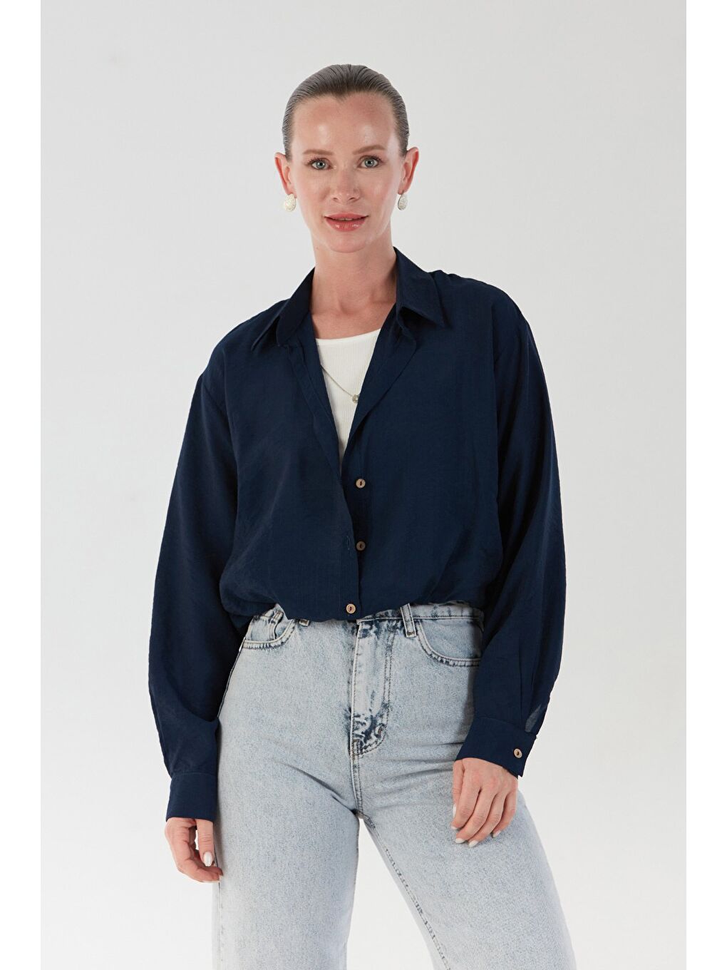 Lacivert Basic Body Detaylı Kolyeli Gömlek-3