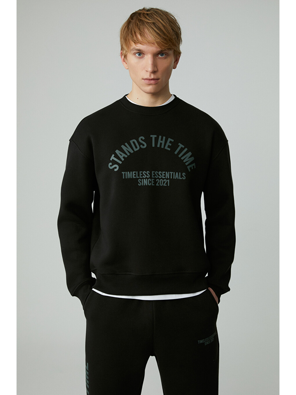 Norton Erkek Yuvarlak Yaka 3 İplik Siyah Sweatshirt-1