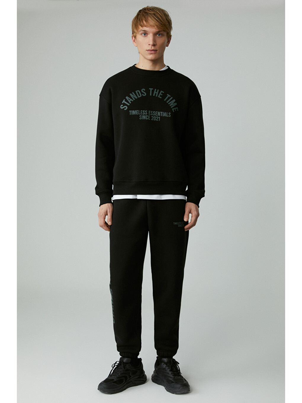 Norton Erkek Yuvarlak Yaka 3 İplik Siyah Sweatshirt-2
