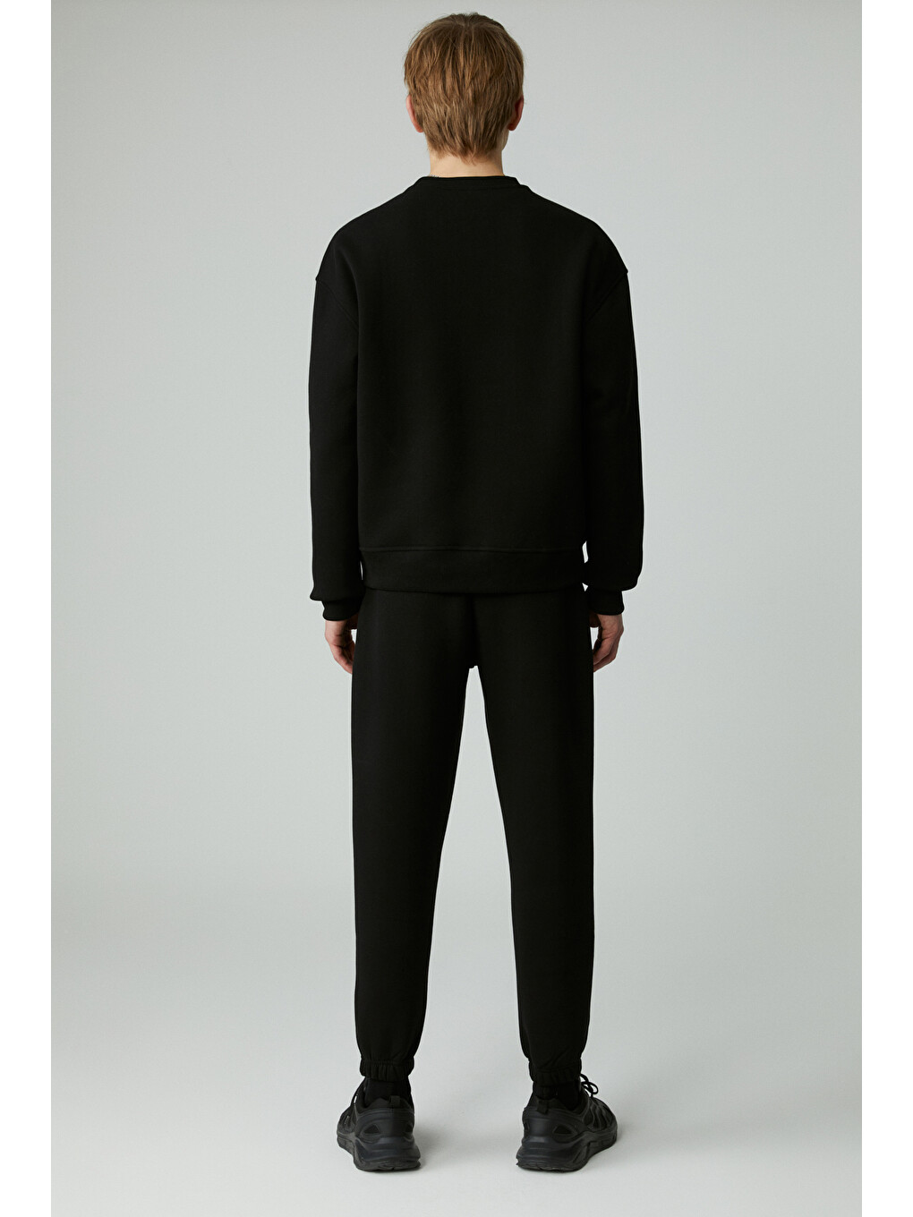 Norton Erkek Yuvarlak Yaka 3 İplik Siyah Sweatshirt-5