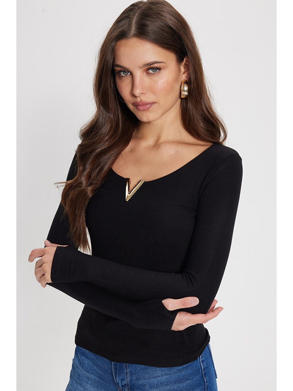 Kadın Slim Fit Dar Kesim Pamuklu Uzun Kollu V Yaka Siyah Tişört Bluz-2