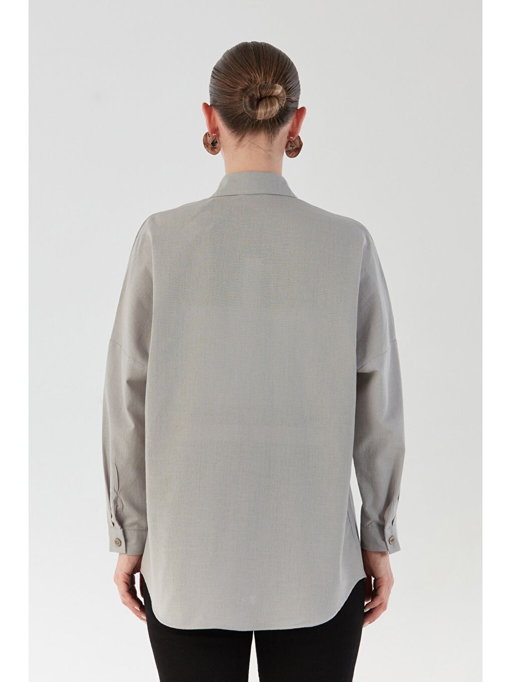 Gri Basic Düğmeli Salaş Gömlek-2