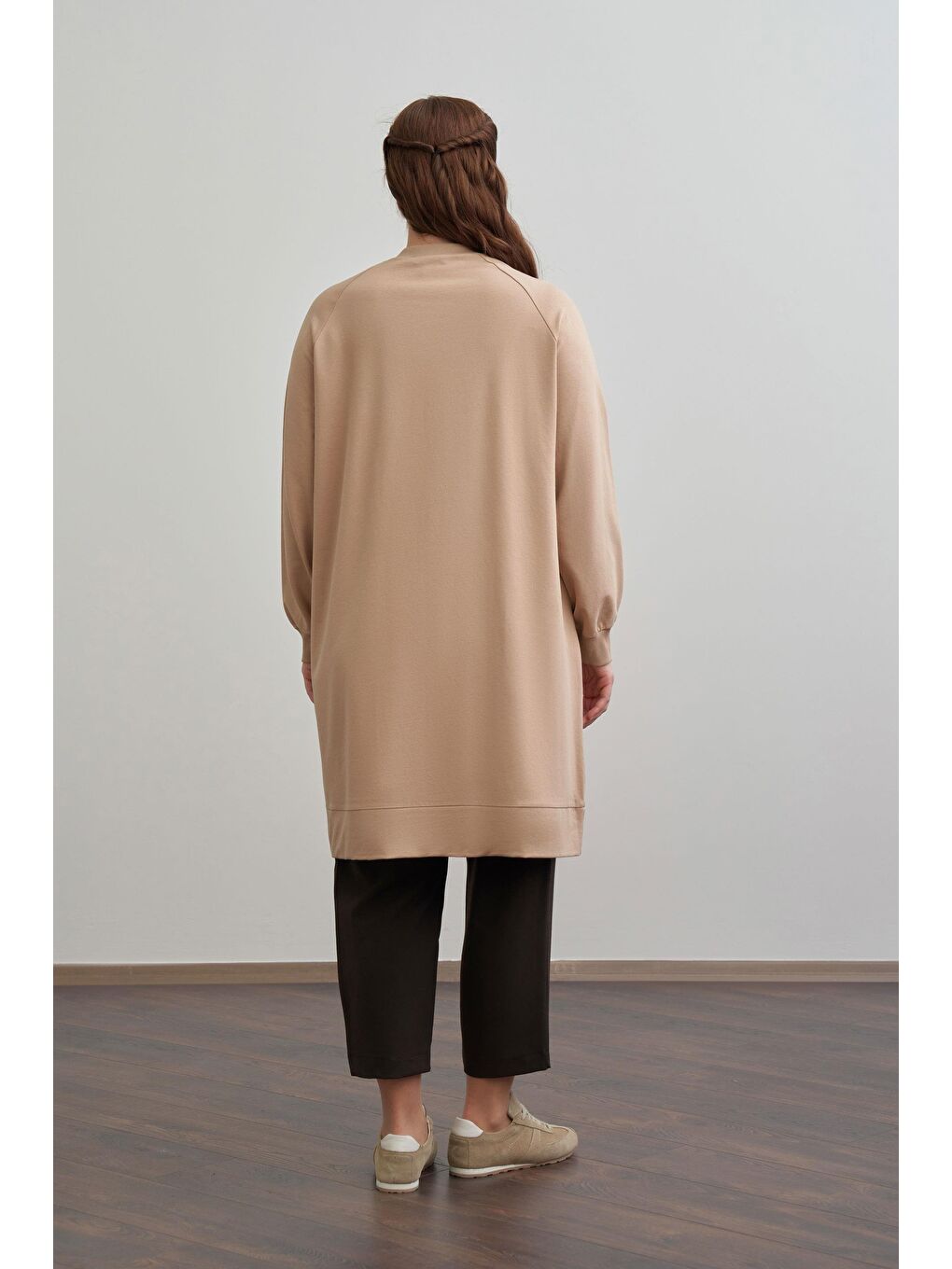 Bej Vizon-Büyük Beden Pamuklu Yaprak Desenli Tunik-2