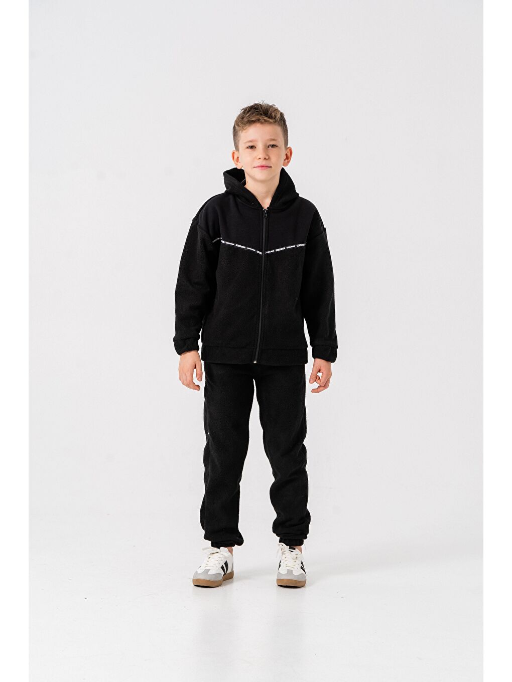 Siyah Generation Casual Brand Yazılı Şerit Baskılı Polar Erkek Çocuk Alt-Üst Eşofman Takımı-1