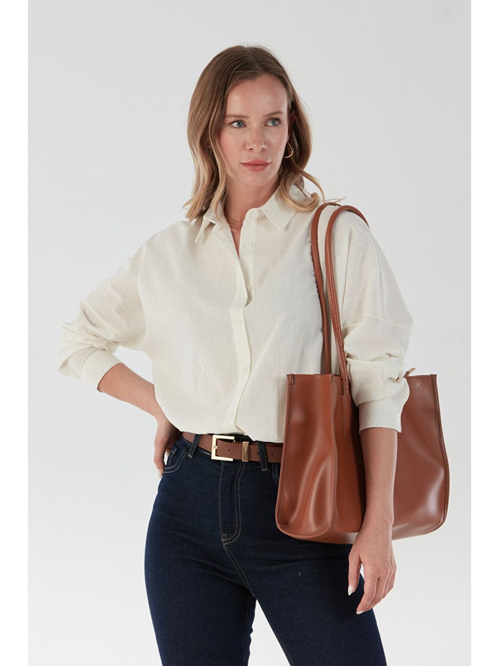 Ekru Basic Düğmeli Salaş Gömlek