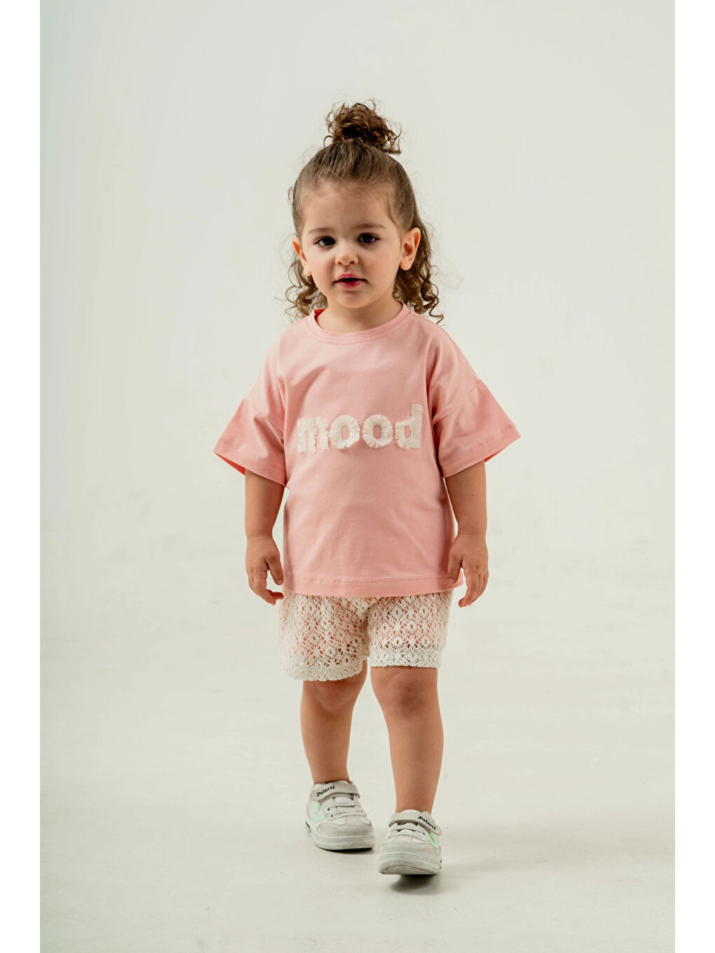 Pembe Mood Nakışlı Şortlu Kız Takım 12243-1