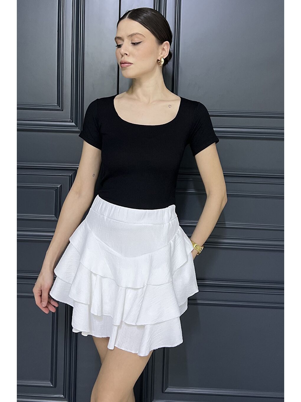 Ekru Bel Lastikli Şortlu Etek