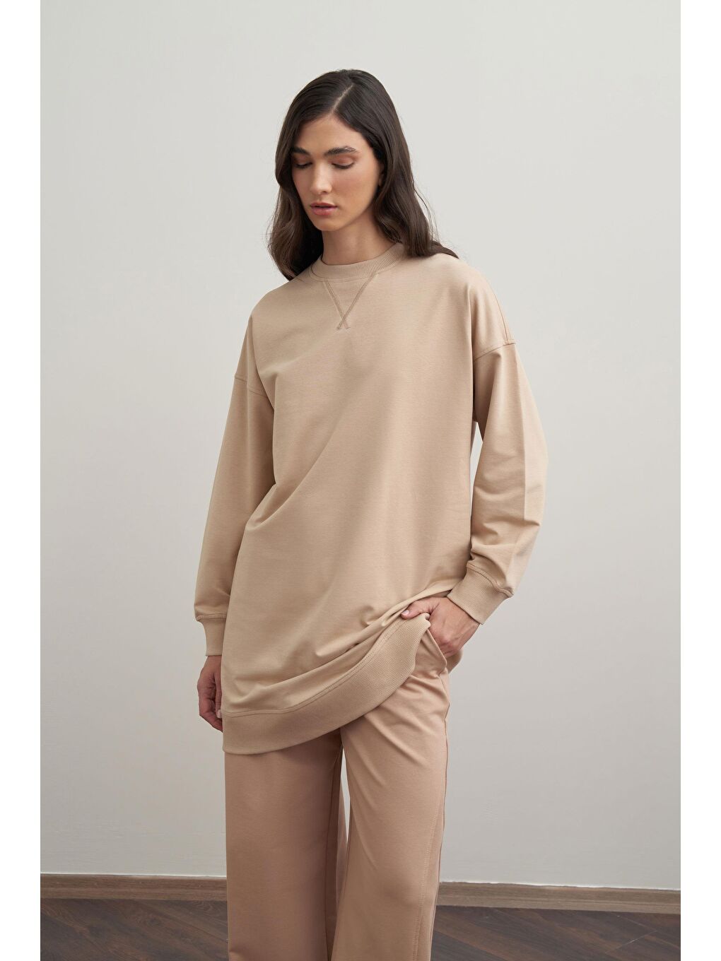 Bej-Pamuklu Kaşkorse Detaylı Sweatshirt