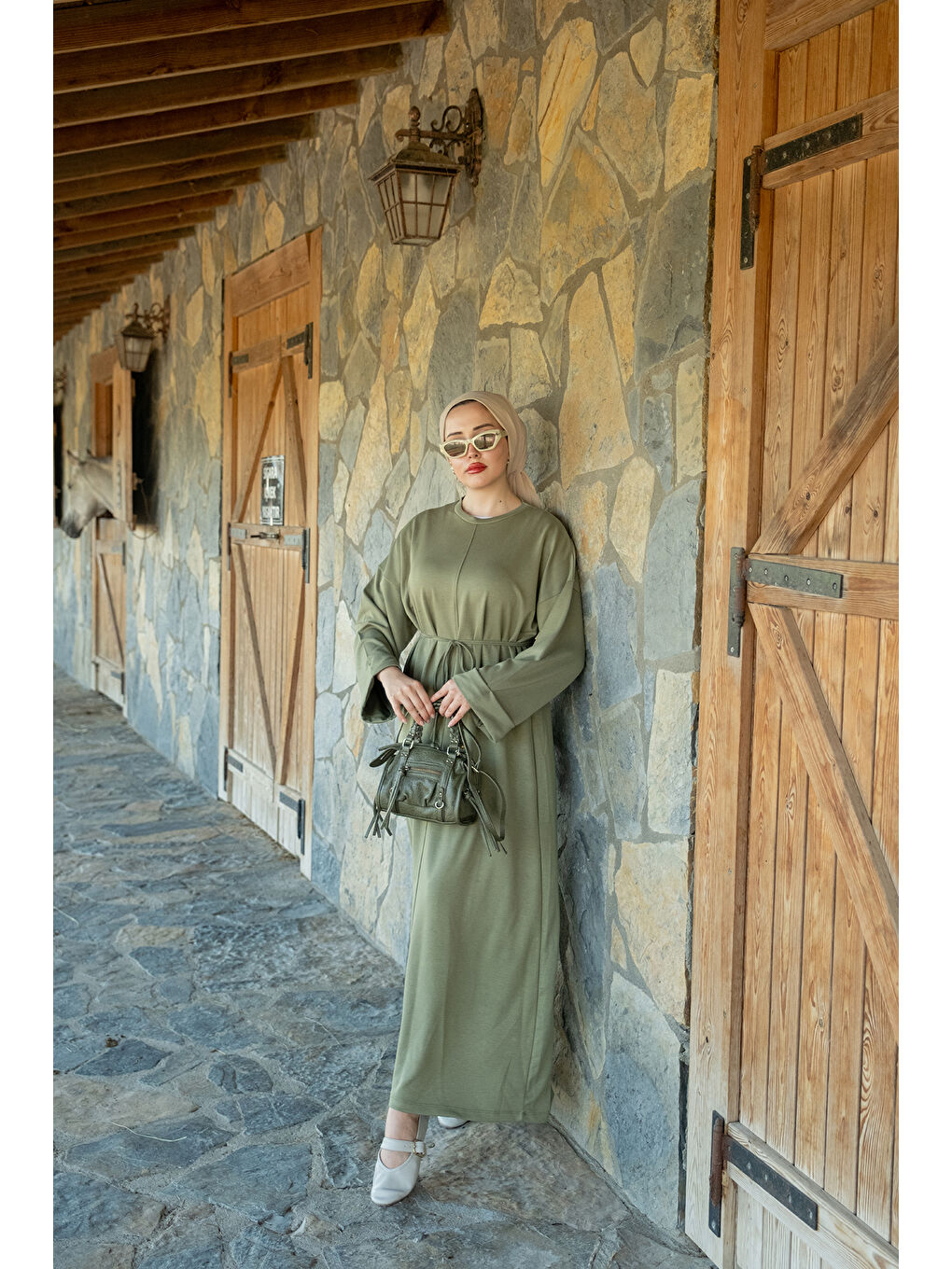 Kadın Dikiş Detay Bağlamalı Elbise Fıstık Yeşil