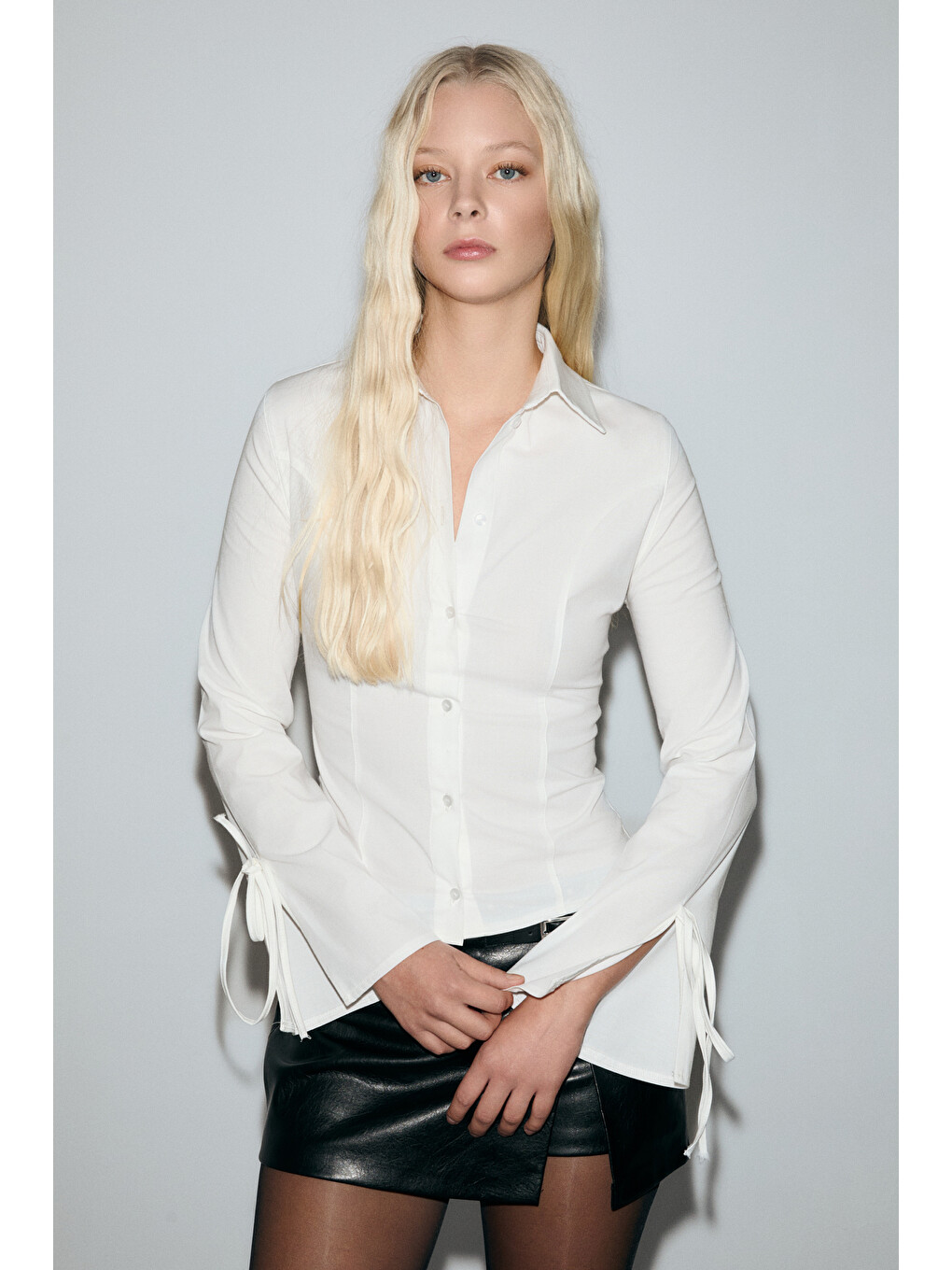Janeta Kadın Kolları Biye Bağlamalı Slim Fit Vucuda Oturan Beyaz Beyaz Gömlek-2