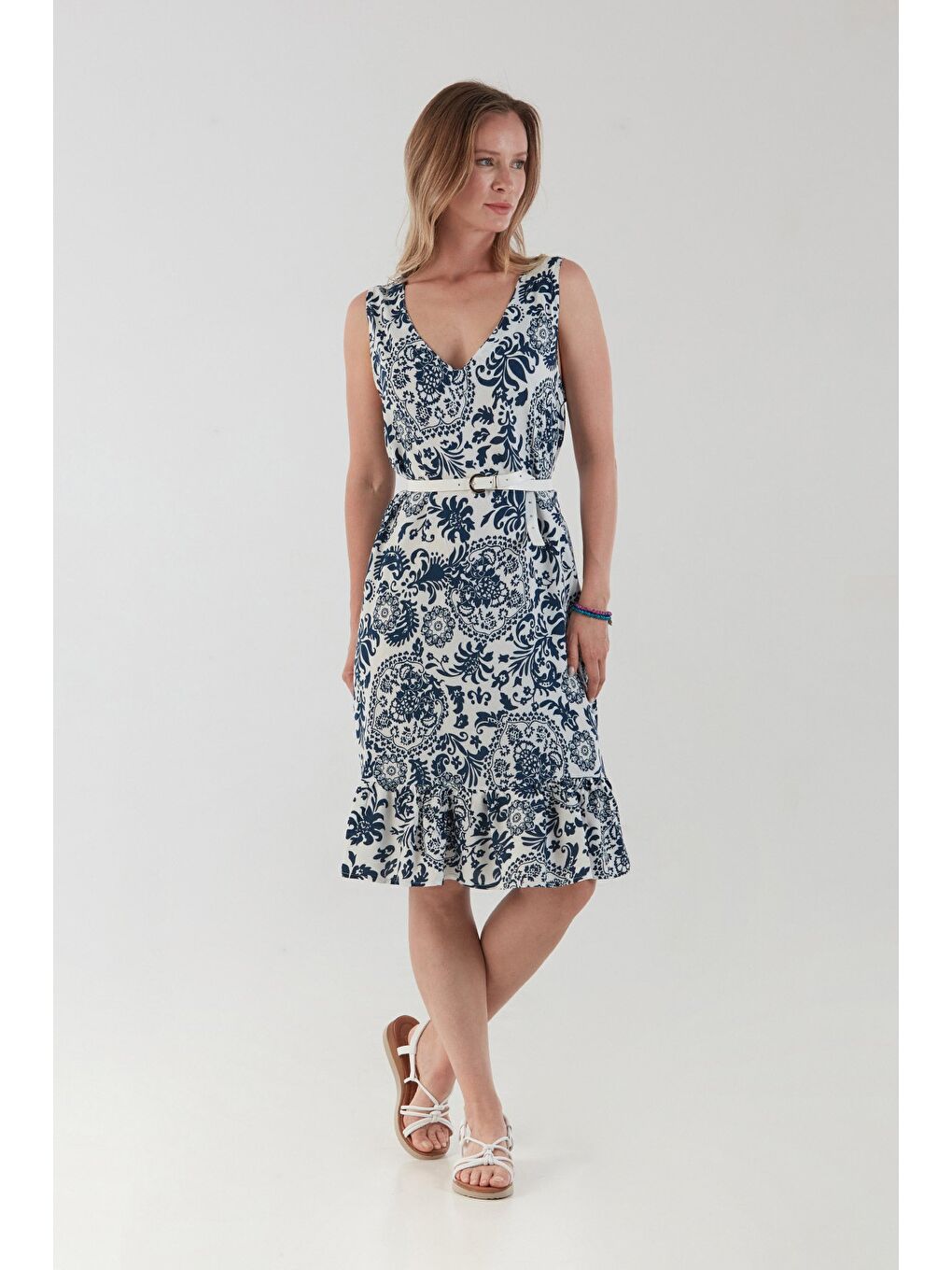 Lacivert Şal Desenli V Yaka Pileli Salaş Elbise