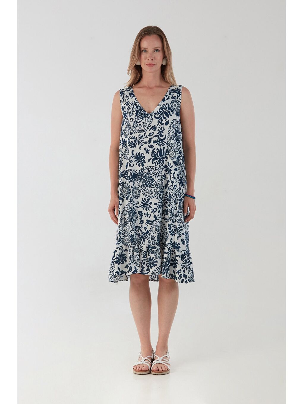 Lacivert Şal Desenli V Yaka Pileli Salaş Elbise-1