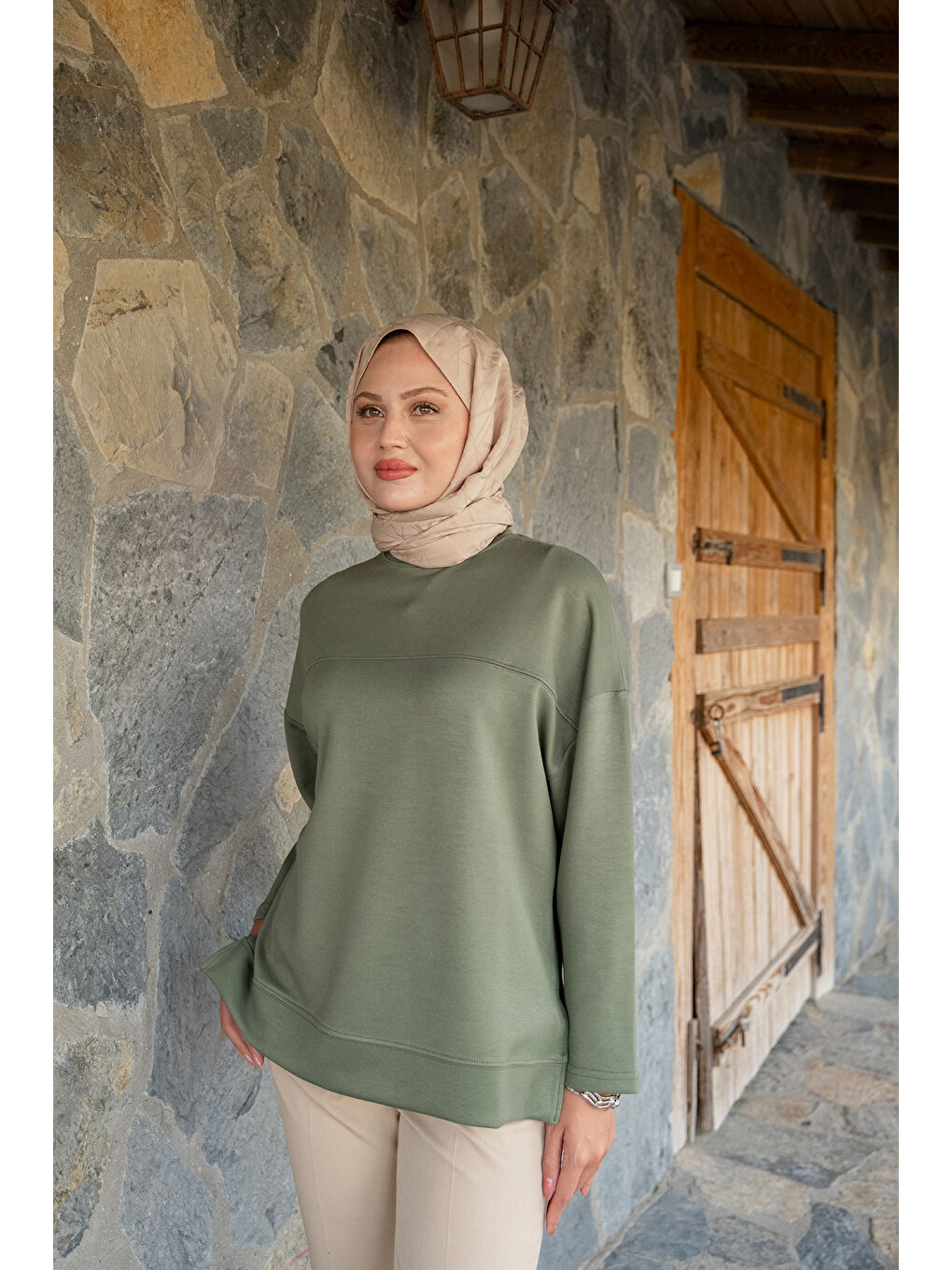 Kadın Oval Kesim Tunik Yeşil-2