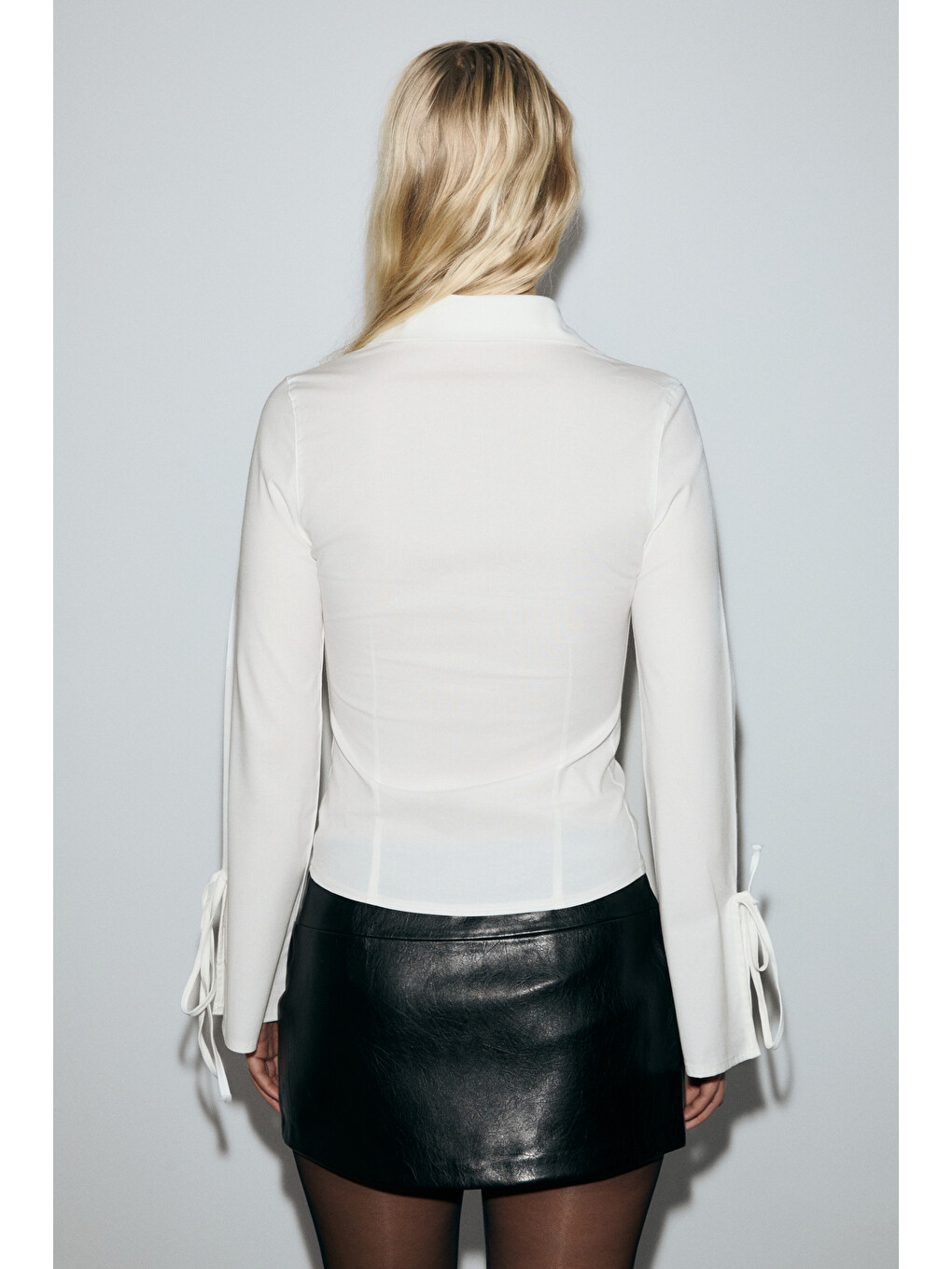 Janeta Kadın Kolları Biye Bağlamalı Slim Fit Vucuda Oturan Beyaz Beyaz Gömlek-6