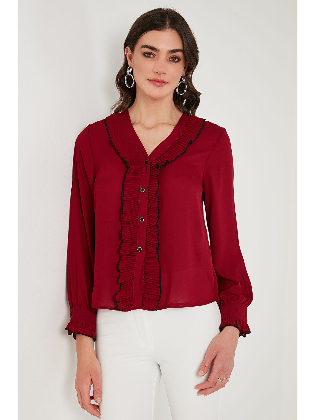 Bordo Standart Fit V Yaka Fırfırlı Uzun Kollu Kadın Gömlek 611Go00341-4