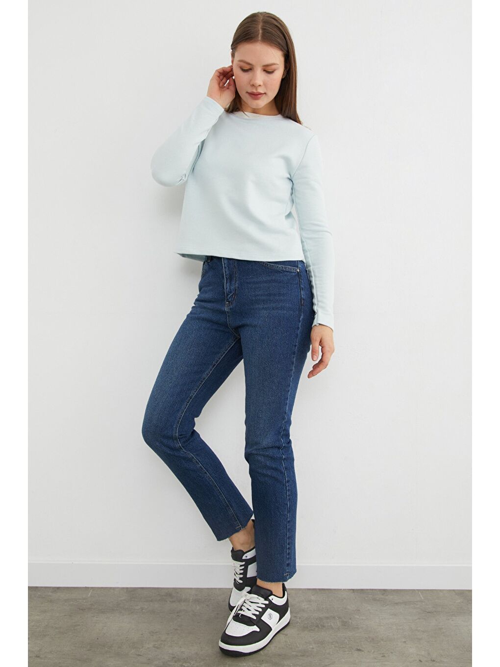 Mavi 3 İplik Şardonsuz Yakası Ribanalı Sweatshirt-1