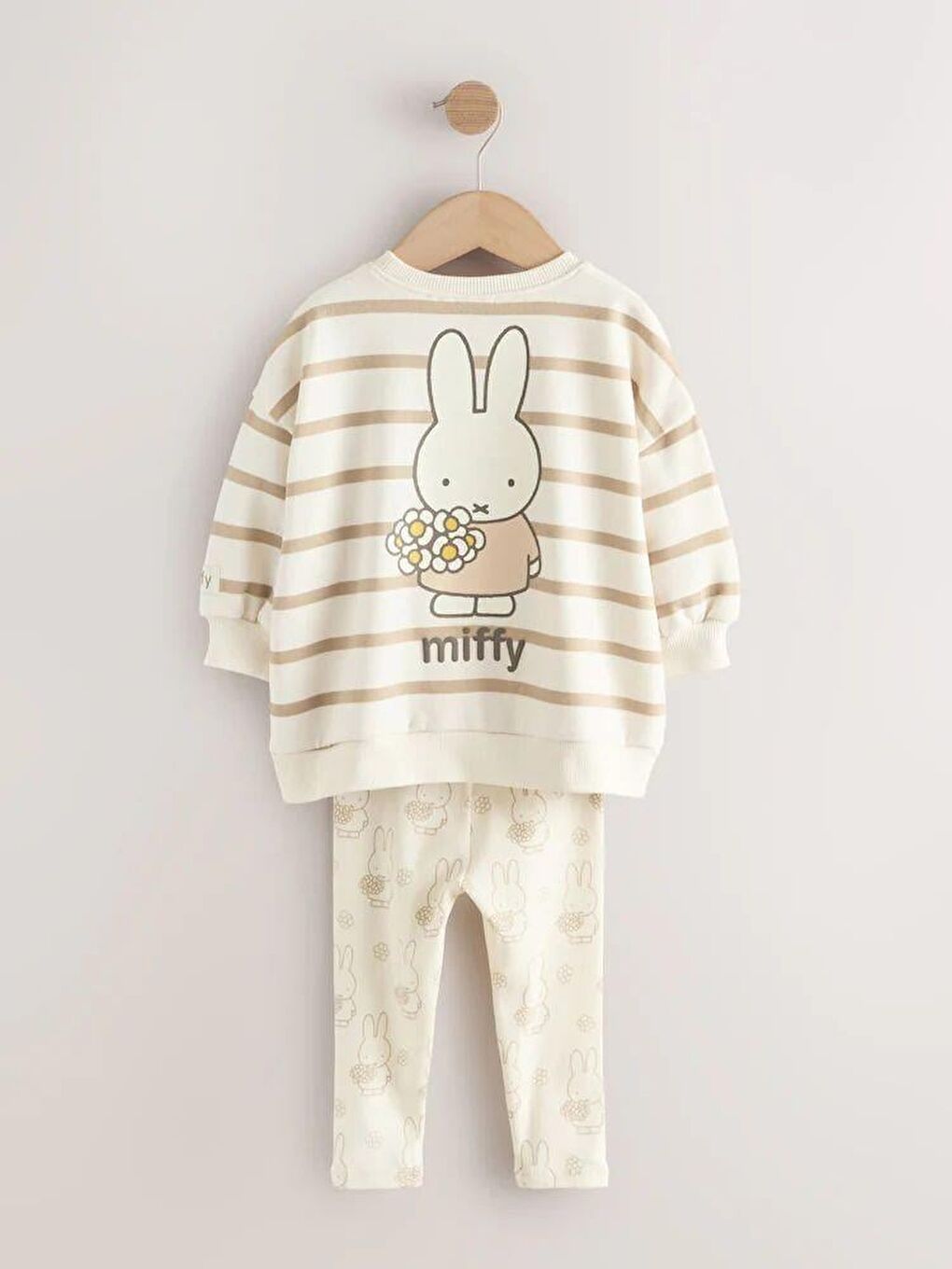 Karışık Kız Çocuk Pamuklu Bej Çizgili Tavşan Baskılı Sweatshirt Ve Tavşan Desenli Tayt Takım-3