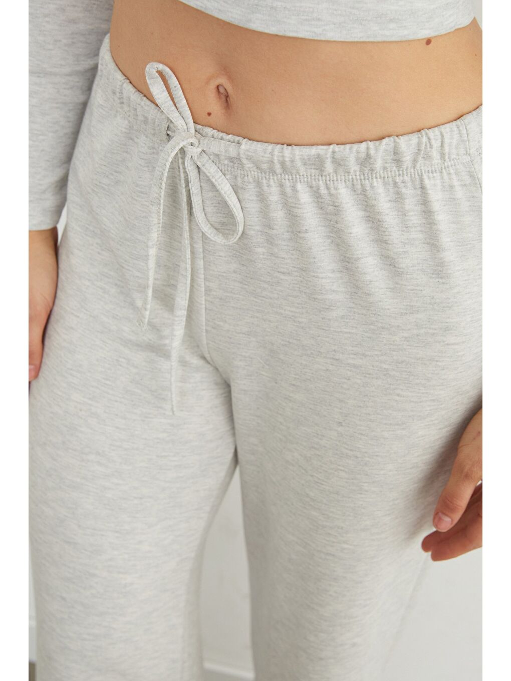 Gri Beli Bağlamalı Bol Paça Modal Pantolon-2