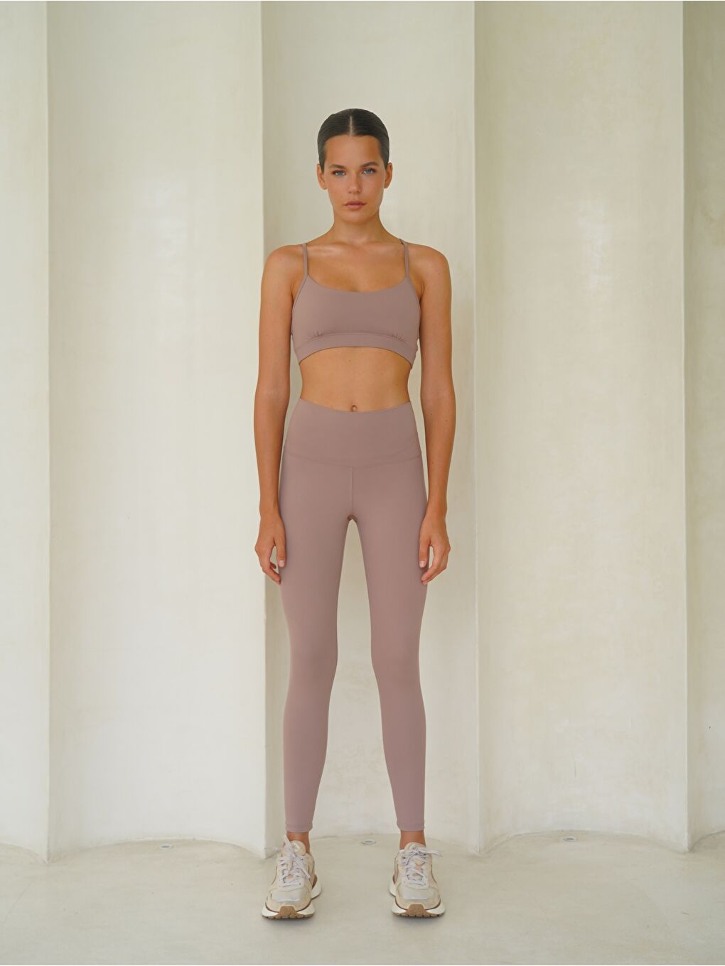 Pembe Fold Kaplı Spor Somon Crop