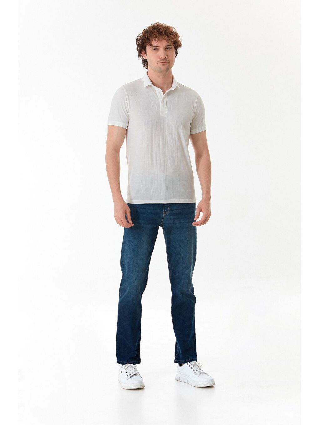 Beyaz Kırçıllı Polo Yaka Yarım Düğmeli Tişört-1