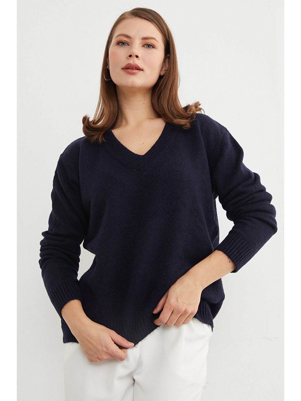 Lacivert Basic V Yaka Salaş Kazak-1