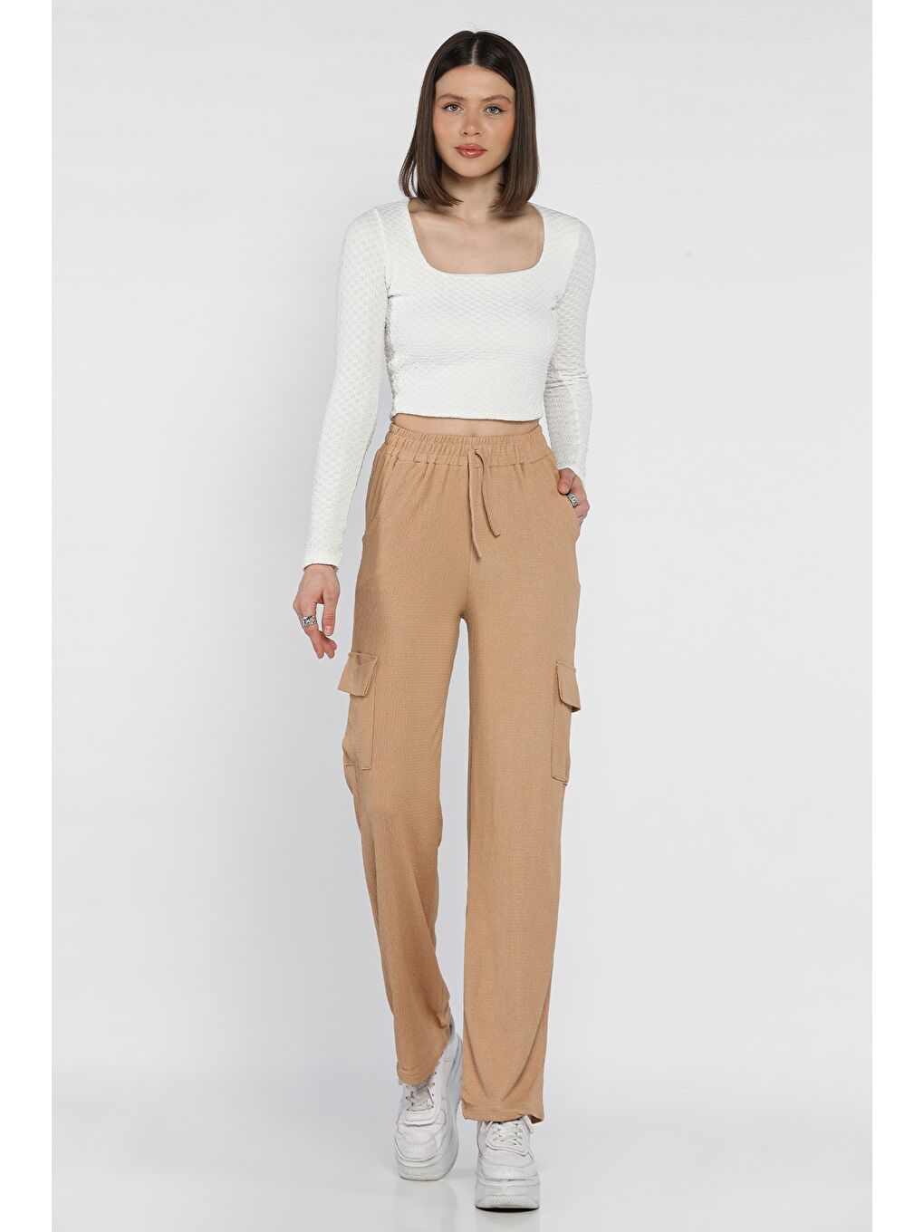 Bej Kadın Bel Lastikli Bol Paça Kargo Cep Pantolon-1