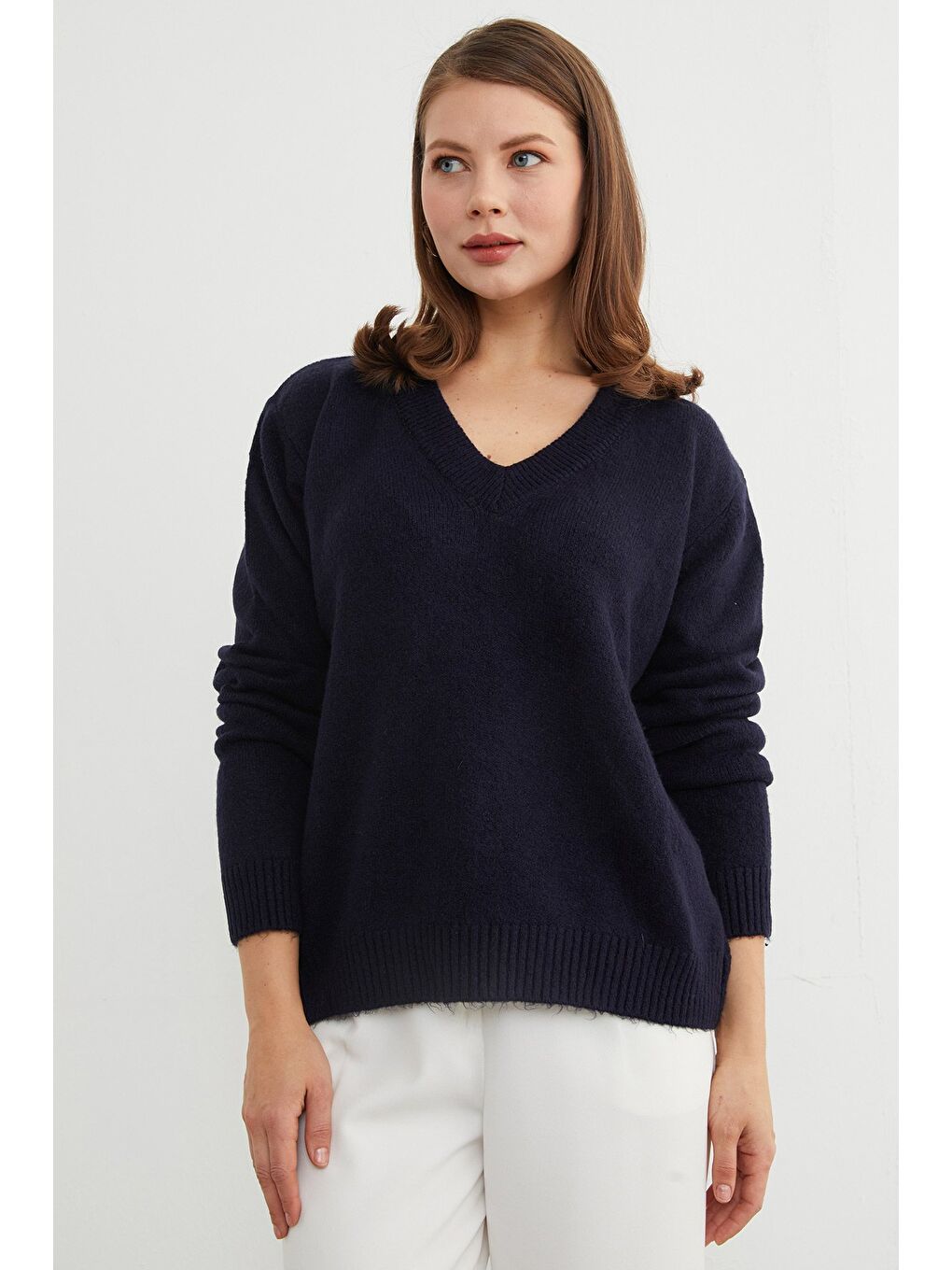 Lacivert Basic V Yaka Salaş Kazak-3