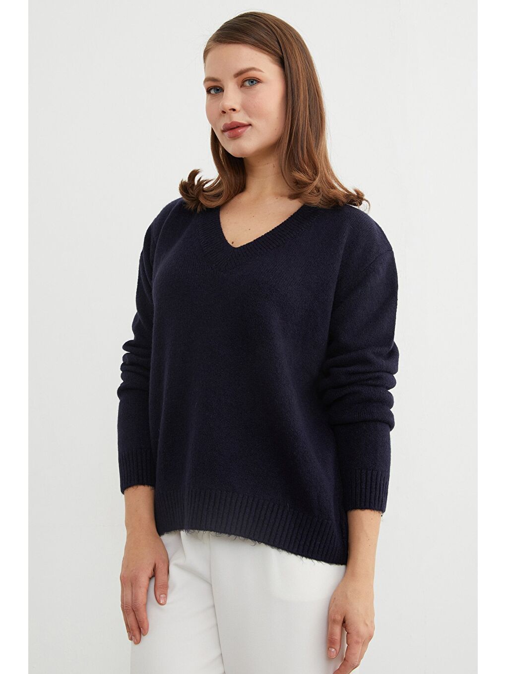 Lacivert Basic V Yaka Salaş Kazak-4