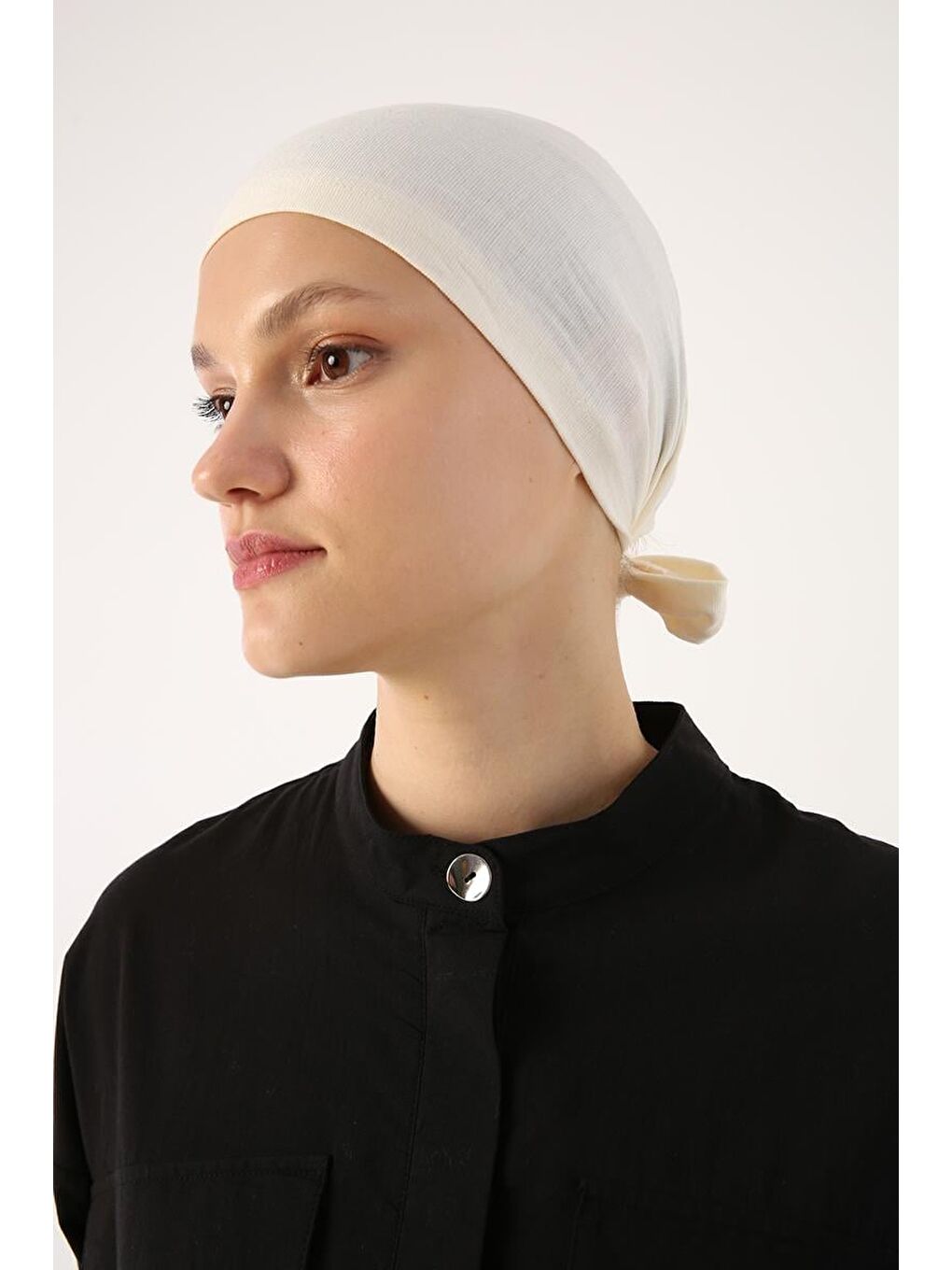 Ekru Elastanlı Dikişli Bone-1