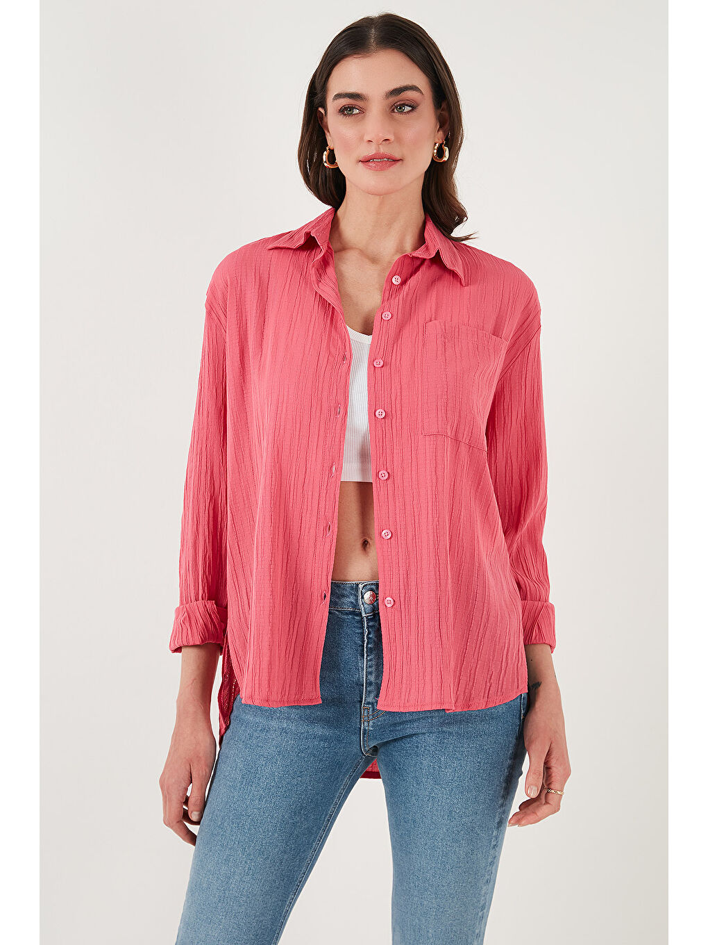 Fuşya Regular Fit Tek Cepli Önü Kısa Arkası Uzun Krinkıl Kadın Gömlek 6772752-4