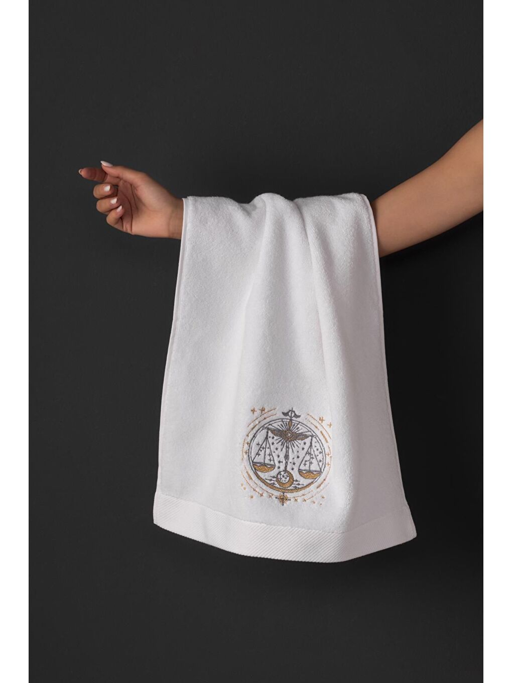 Varol Beyaz %100 Microcotton Üst Kalite Havlu Seti Burç Nakışlı - 1