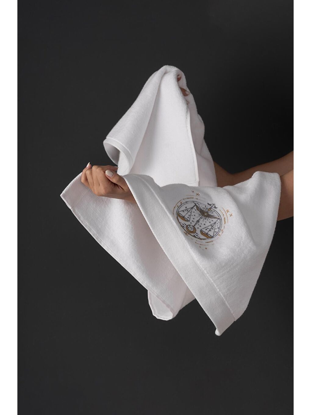 Varol Beyaz %100 Microcotton Üst Kalite Havlu Seti Burç Nakışlı - 4