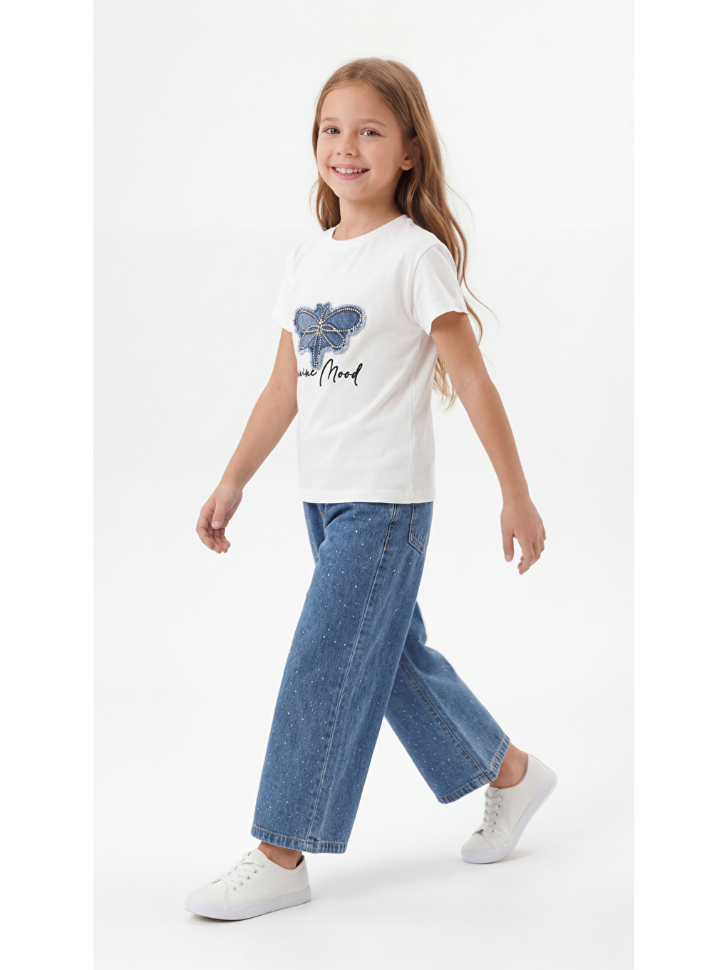 Beyaz Kelebek Detaylı Kız Çocuk Tişört-Pantolon Takım-2