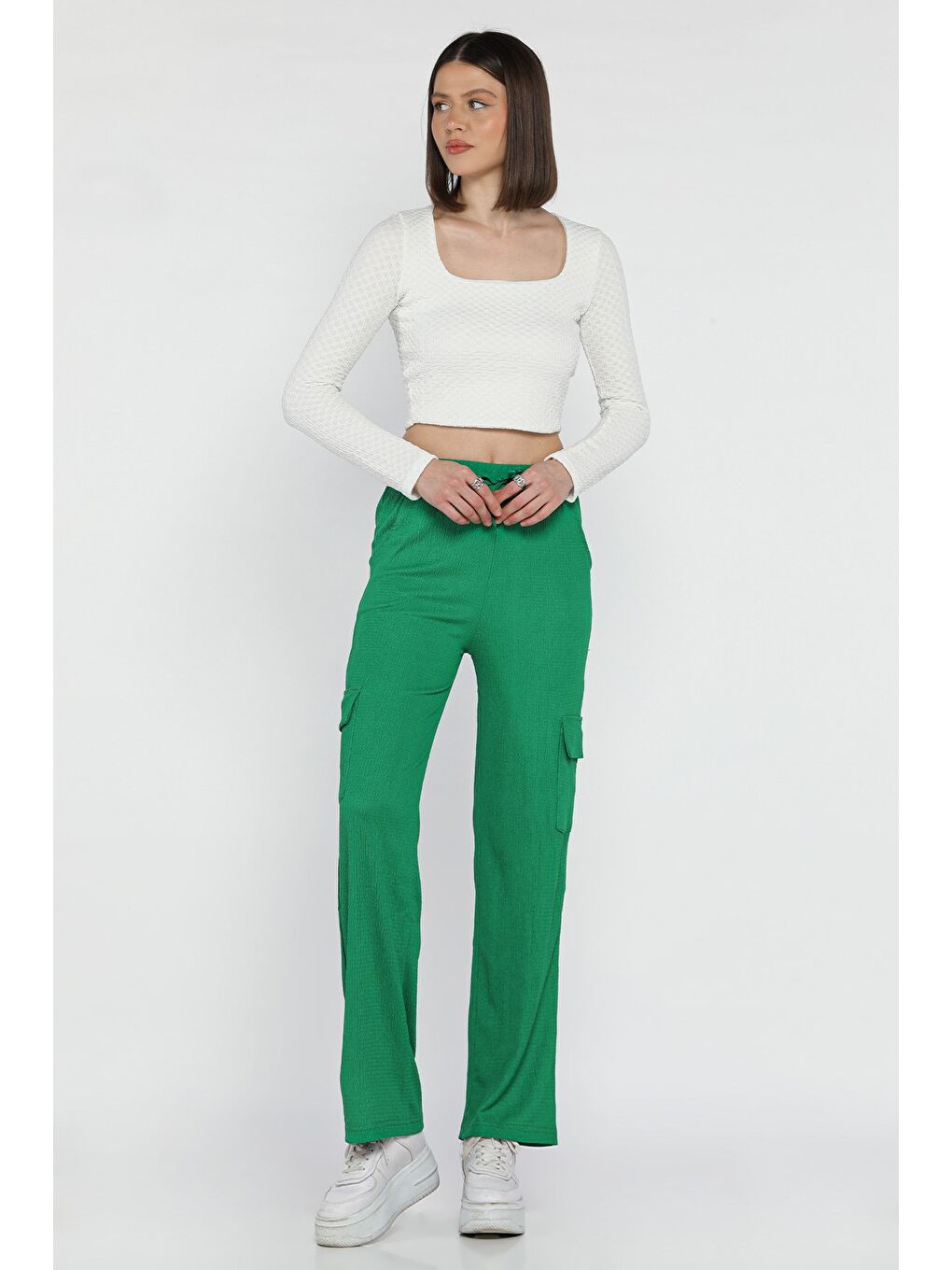 Yeşil Kadın Bel Lastikli Bol Paça Kargo Cep Pantolon-1