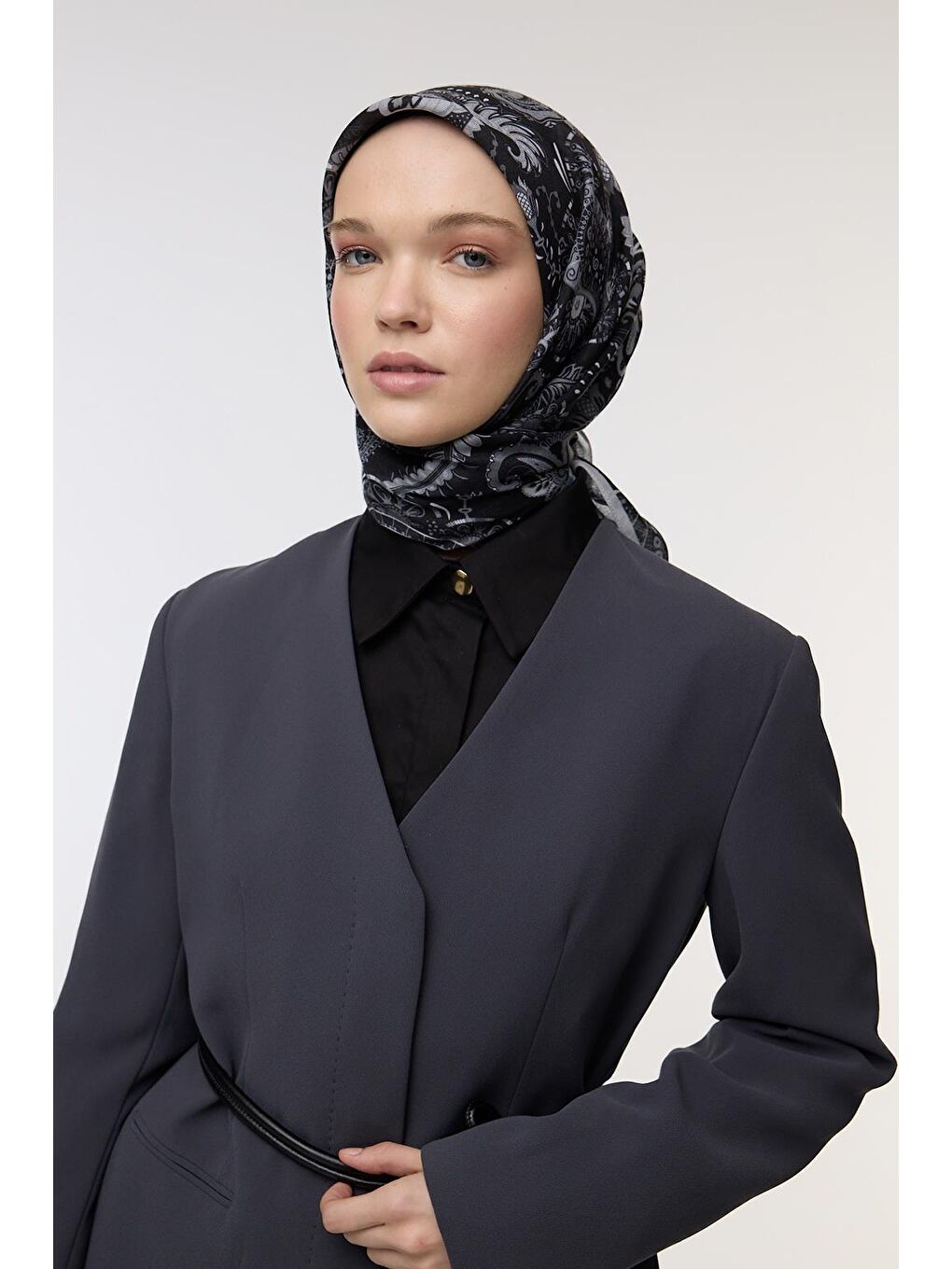 Siyah Desenli Pamuk Eşarp Black Dream-4