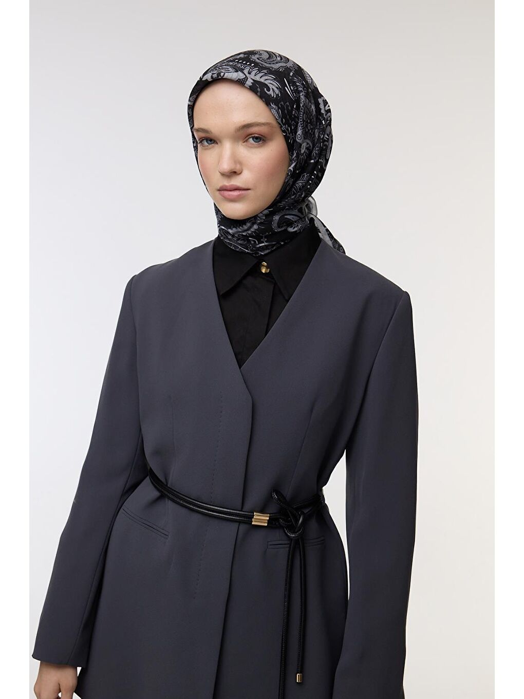 Siyah Desenli Pamuk Eşarp Black Dream-5