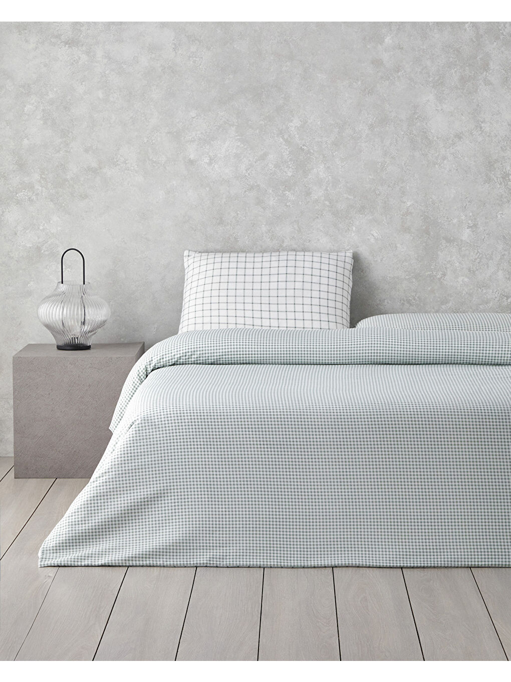 Yeşil Simple Checks Kolay Ütülenir Tek Kişilik Nevresim Takımı 160x220 cm Seledon-1